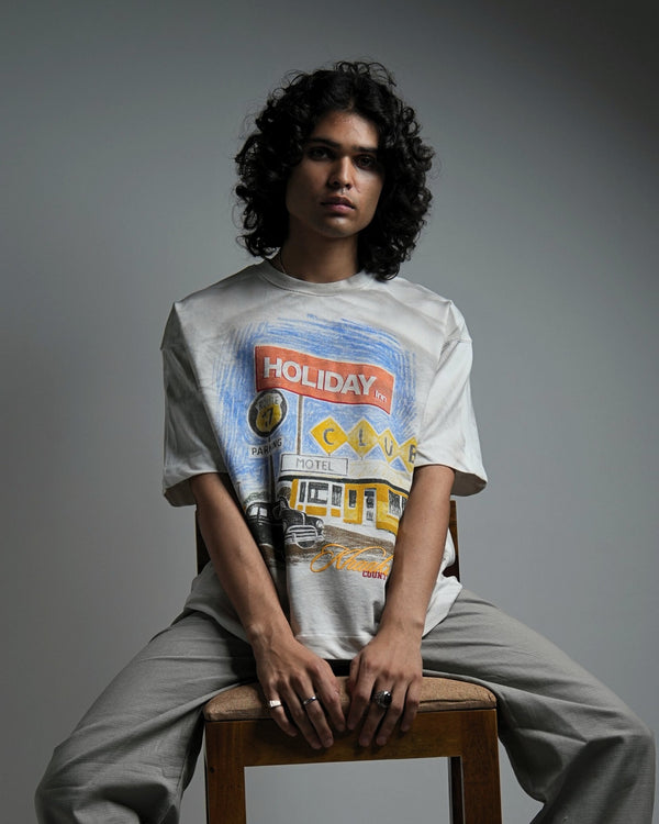 The Holiday Inn - Vintage Washed Oversized T-shirt